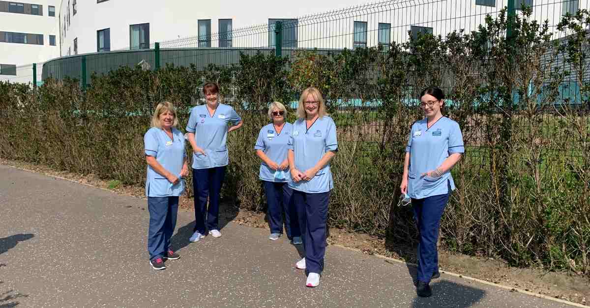 Staff at the Royal Infirmary of Edinburgh staff using a greenspace